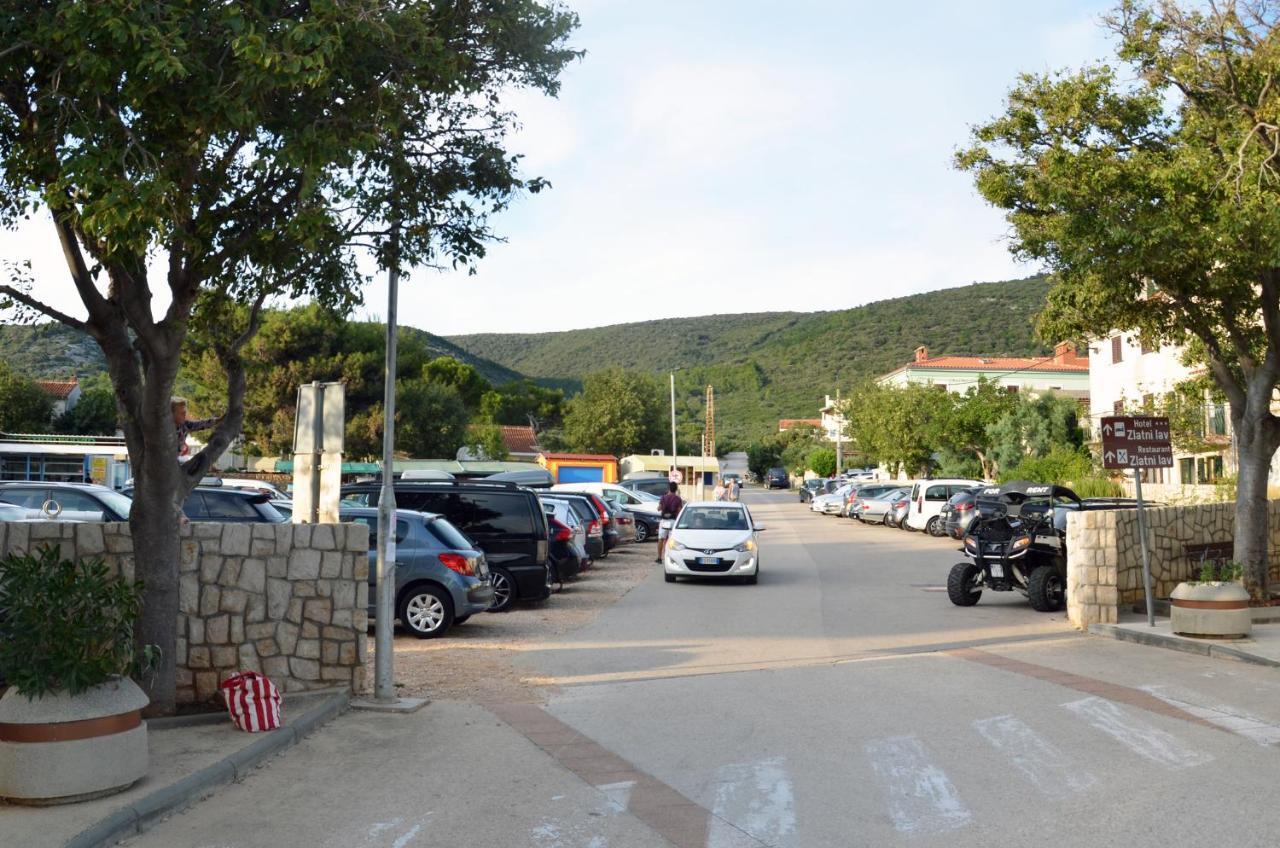 Apartments Martamare Martinšćica Kültér fotó